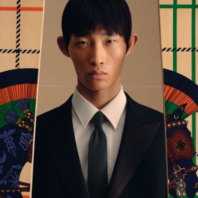 H織りタイ《アップサイド・ダウン》 | Hermès - エルメス-公式サイト